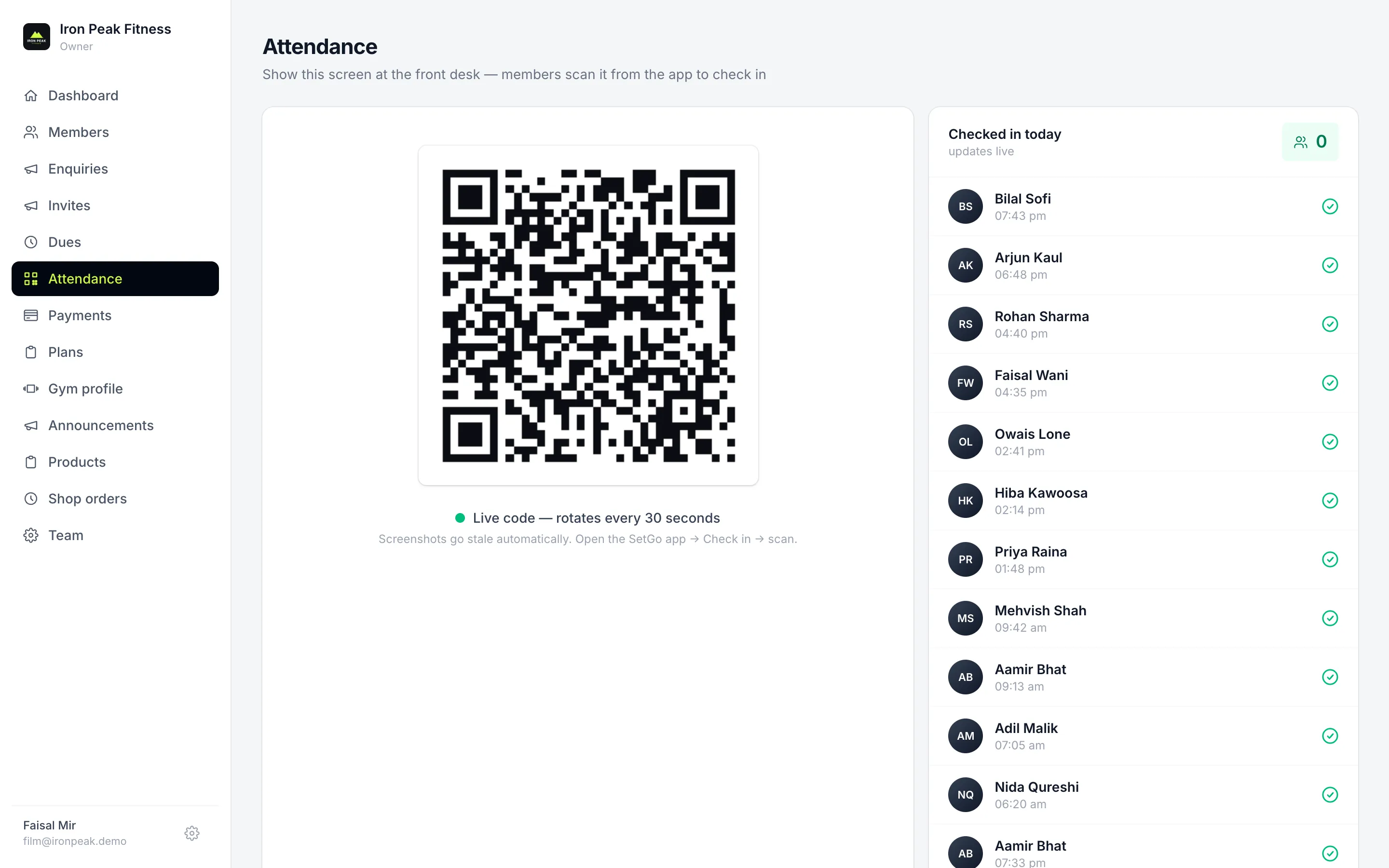 Attendance screen with a live QR code and today's check-ins